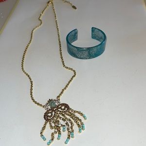 Plunder pineapple necklace with cuff bracelet.